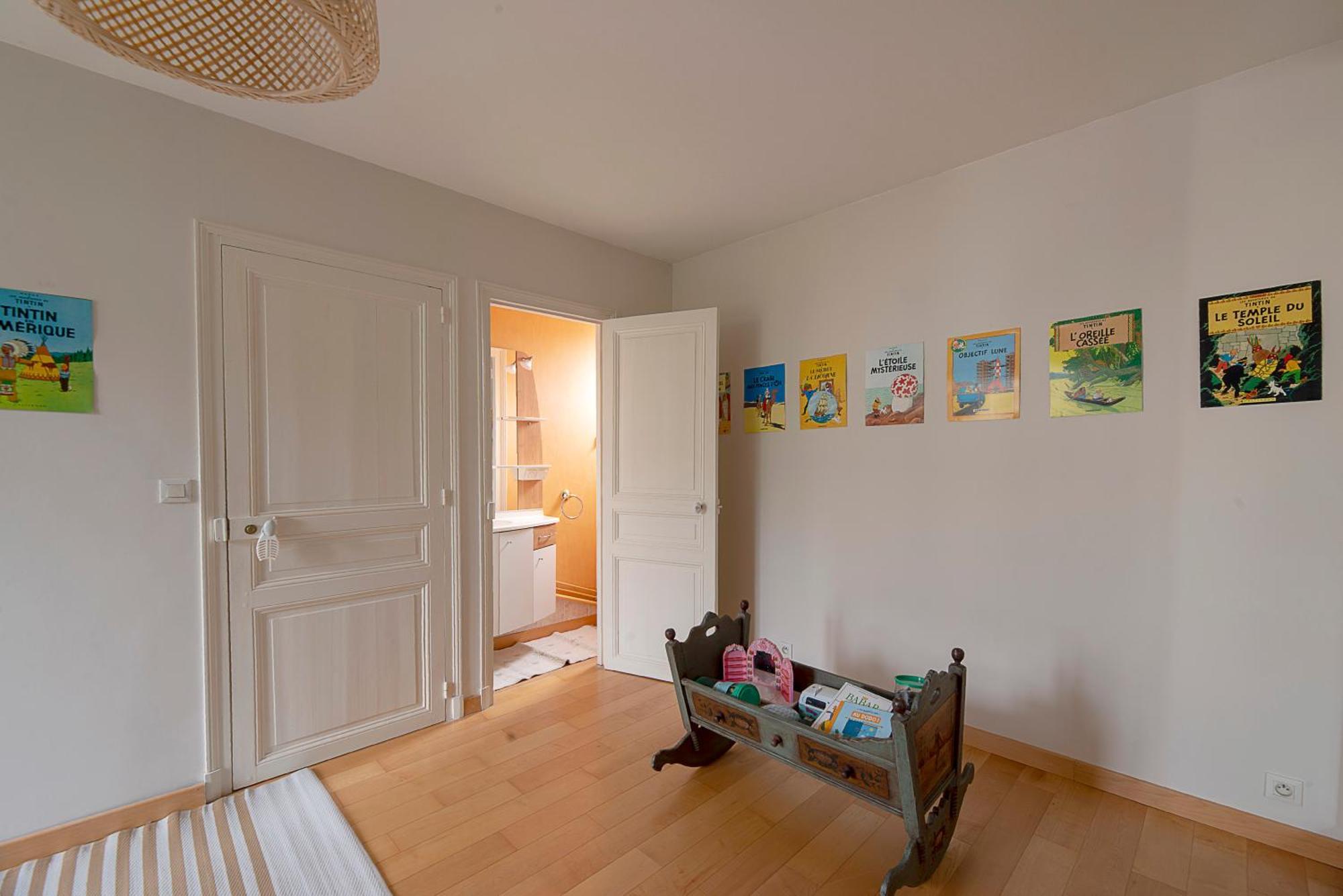 Bougainville Apartment *
